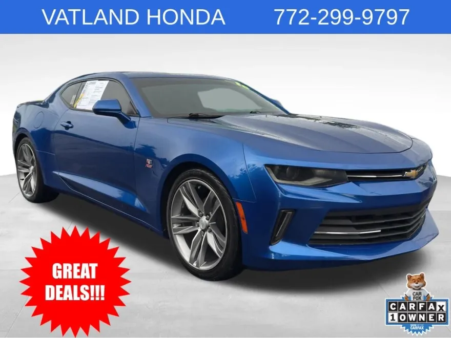2018 Chevrolet Camaro 2LT photo 1