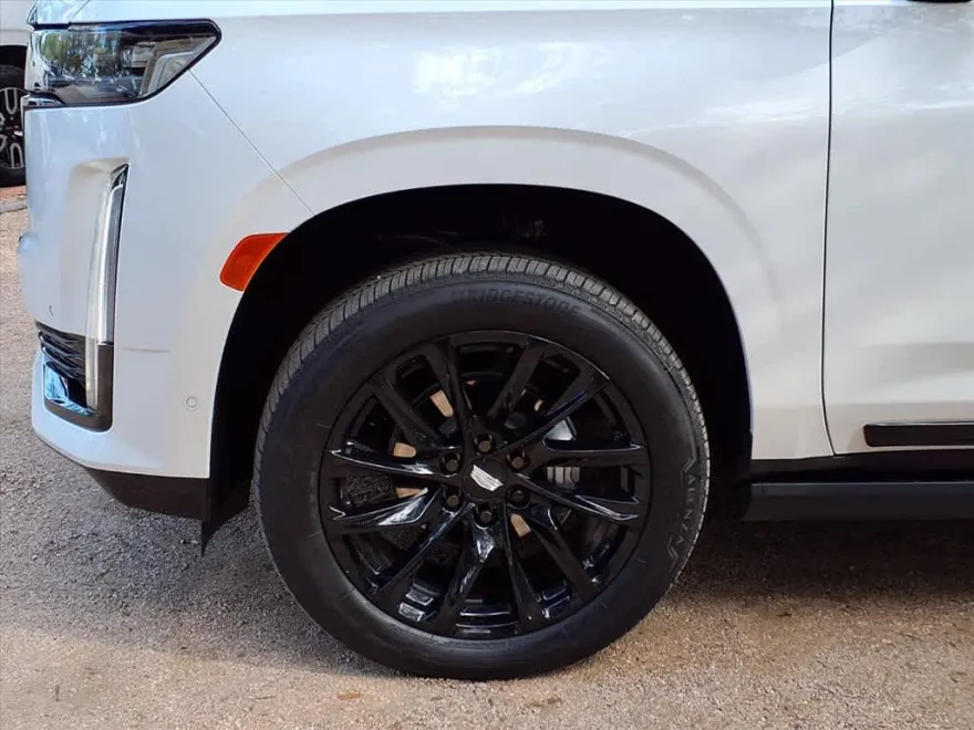 2024 Cadillac Escalade Sport Platinum photo 1
