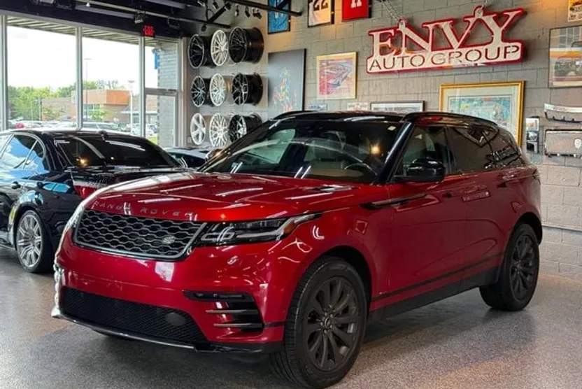 2019 Land Rover Range Rover Velar R-Dynamic SE photo 1