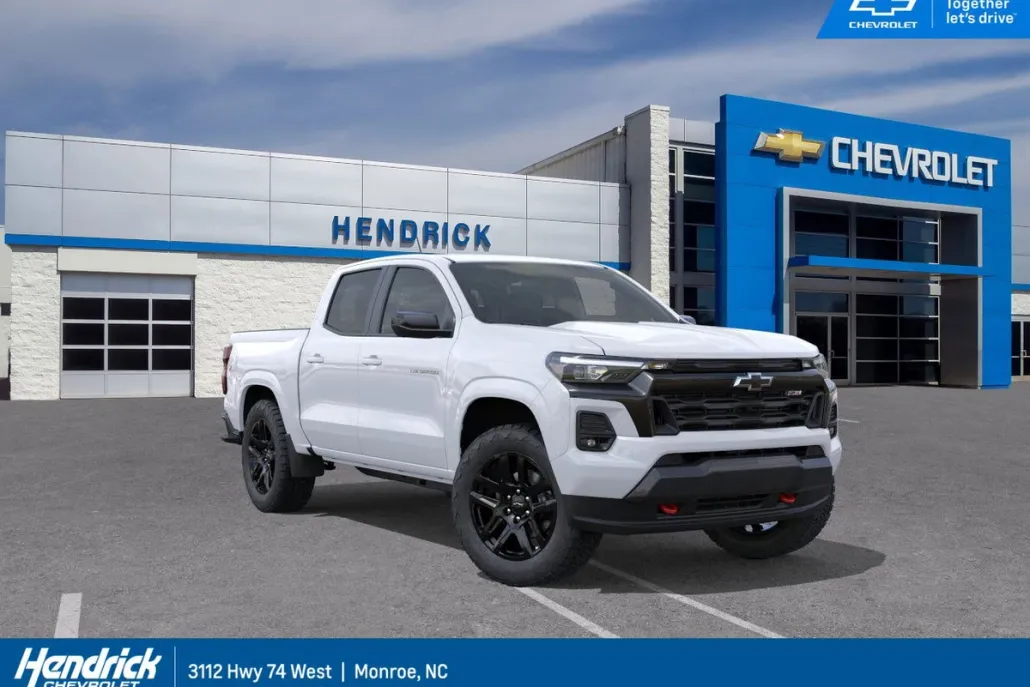 2025 Chevrolet Colorado Z71 photo 1