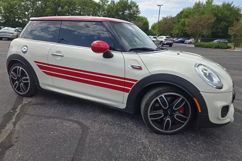 2017 Mini Cooper Hardtop John Cooper Works photo 1