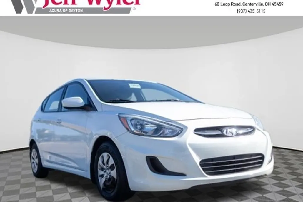 2015 Hyundai Accent GS photo 1