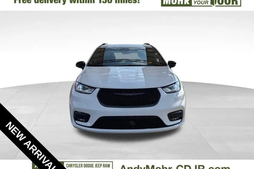 2024 Chrysler Pacifica Limited photo 1