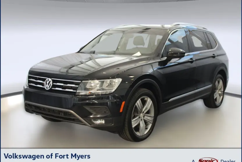 2021 Volkswagen Tiguan SEL photo 1
