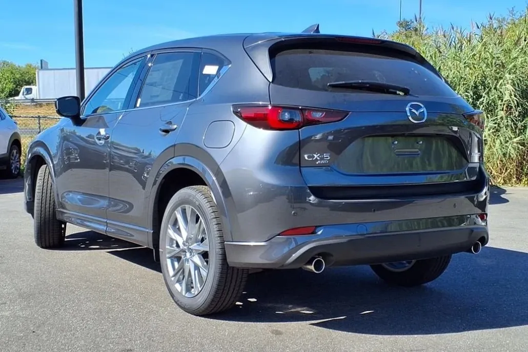 2025 Mazda CX-5 2.5 Premium Plus photo 1