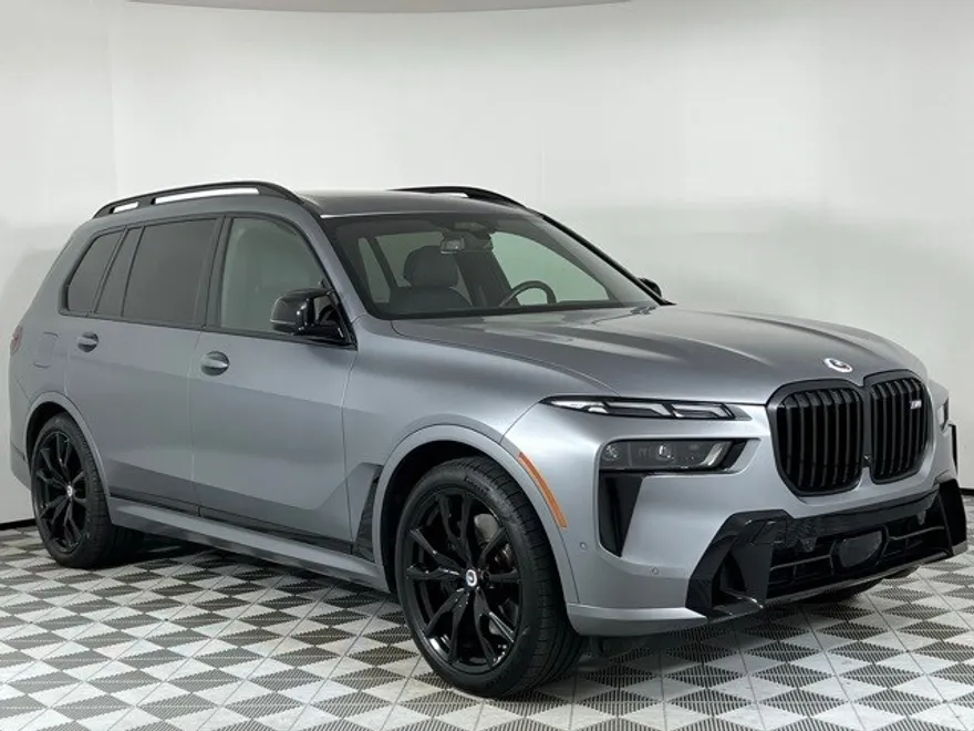 2023 Bmw X7 M60i photo 1