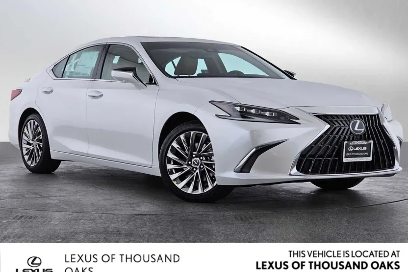 2025 Lexus ES 300h Luxury photo 1