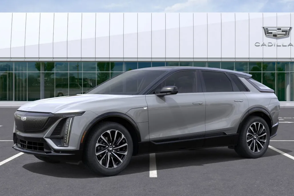 2026 Cadillac Lyriq Sport photo 1