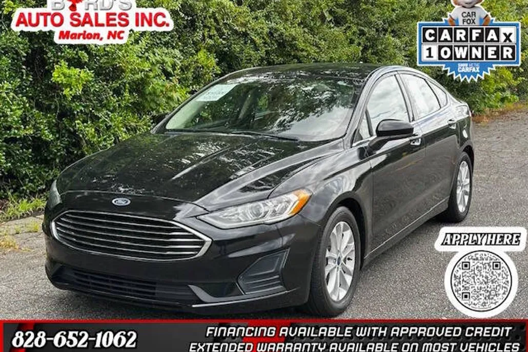 2020 Ford Fusion SE photo 1
