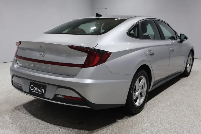 2020 Hyundai Sonata SE photo 1