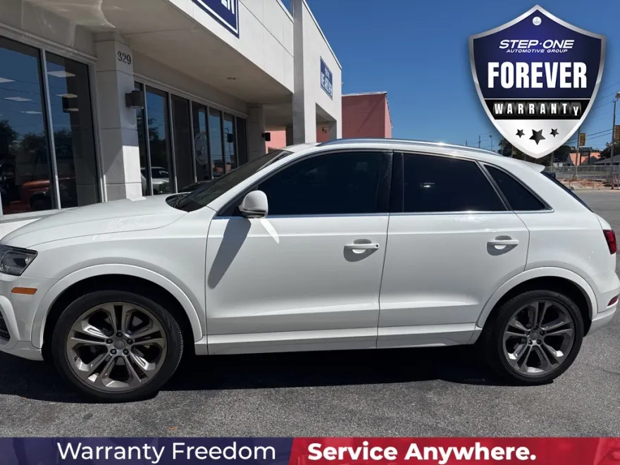 2017 Audi Q3 Premium Plus photo 1