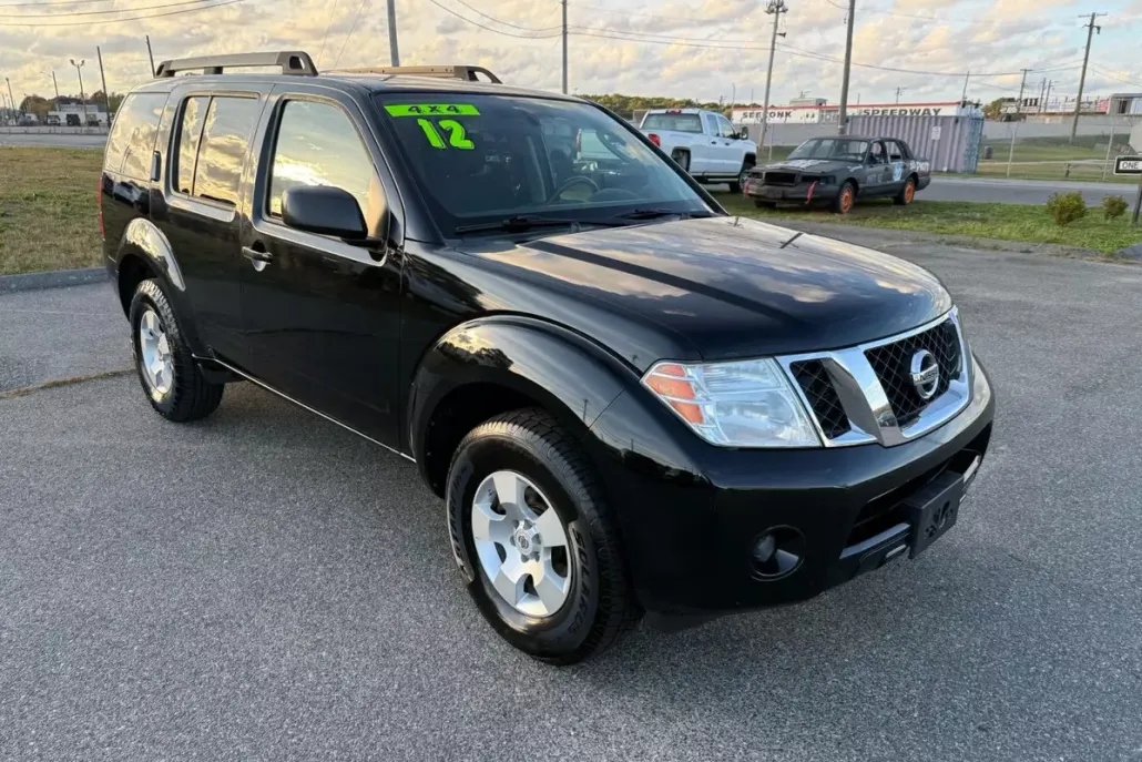 2012 Nissan Pathfinder photo 1