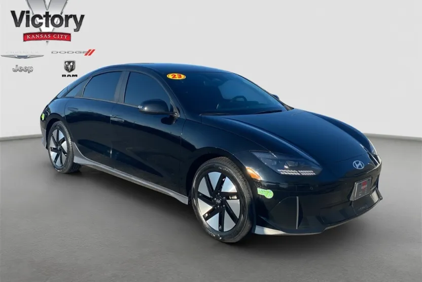 2023 Hyundai Ioniq 6 SE photo 1
