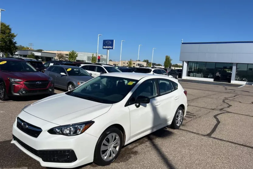 2023 Subaru Impreza Base photo 1