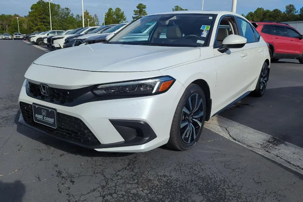 2023 Honda Civic EX-L Hatchback photo 1