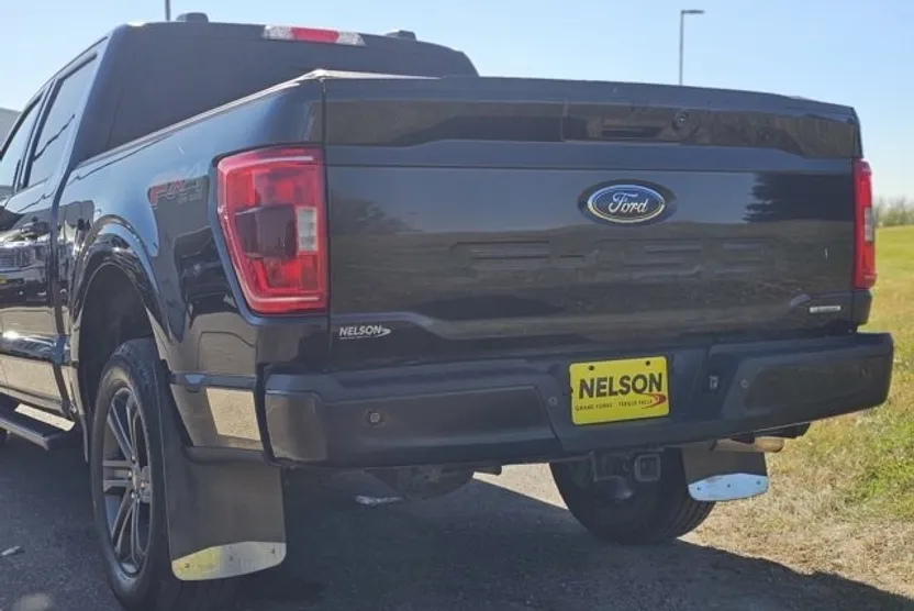 2022 Ford F-150 XLT photo 1