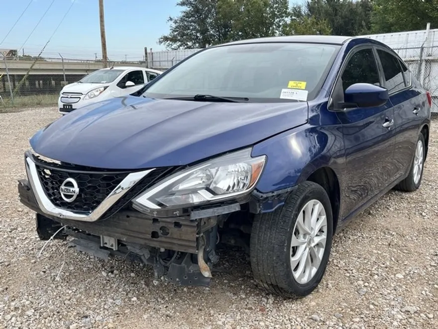 2019 Nissan Sentra photo 1