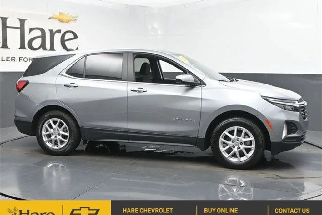 2023 Chevrolet Equinox LT photo 1