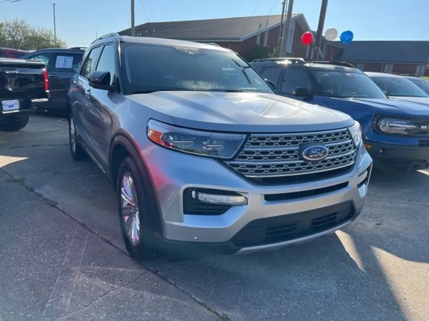 2021 Ford Explorer Limited photo 1