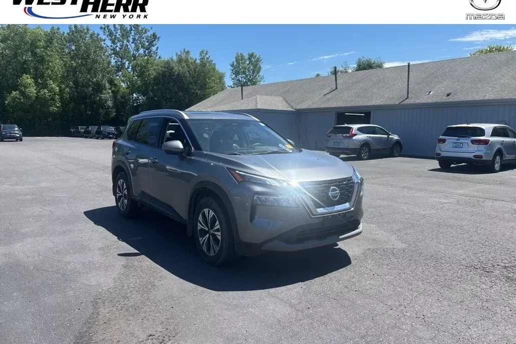 2021 Nissan Rogue SV photo 1