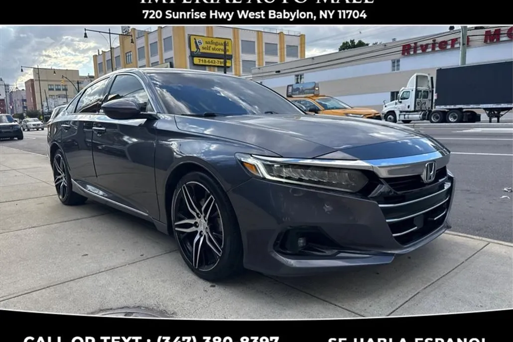2022 Honda Accord Hybrid Touring photo 1