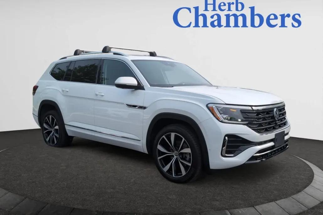 2024 Volkswagen Atlas SEL Premium R-Line photo 1