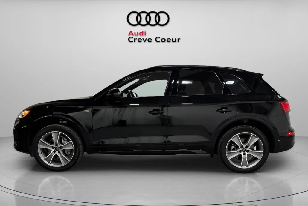2025 Audi Q5 S line Premium photo 1