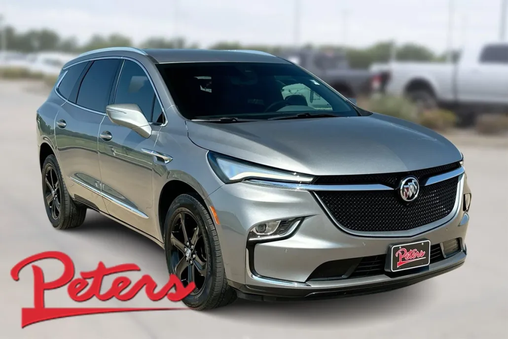 2024 Buick Enclave Essence photo 1