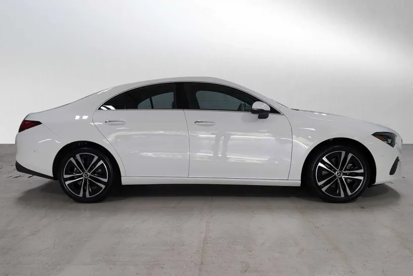 2025 Mercedes Benz CLA 250 photo 1