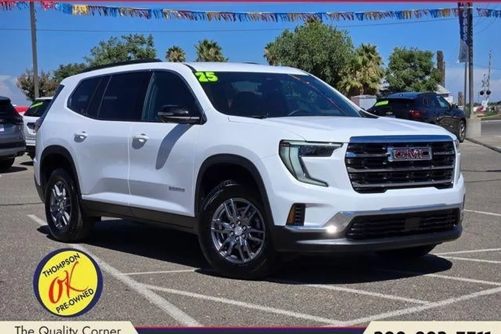 2025 Gmc Acadia Elevation photo 1
