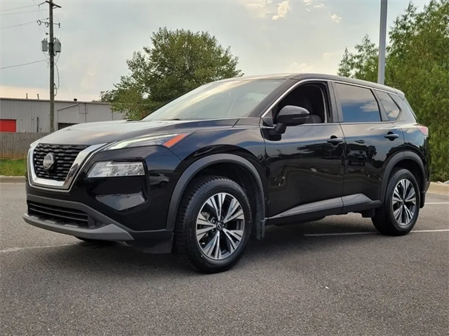 2023 Nissan Rogue SV photo 1