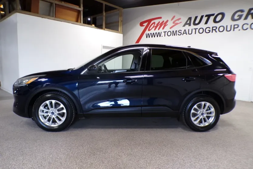 2021 Ford Escape SE Hybrid photo 1