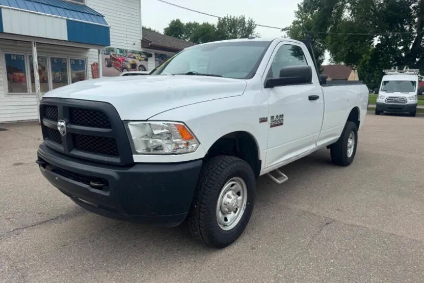 2016 Ram 2500 Tradesman photo 1