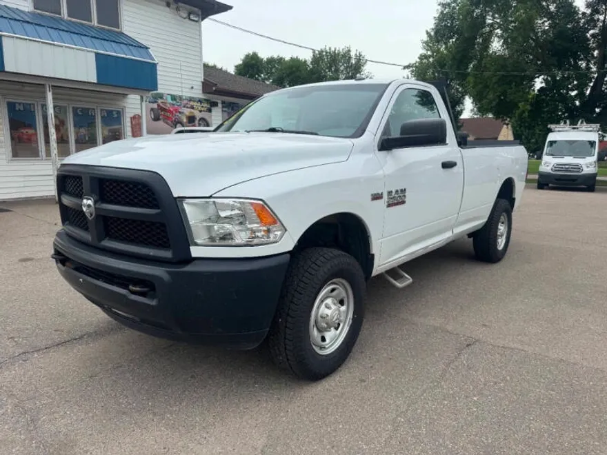2016 Ram 2500 Tradesman photo 1
