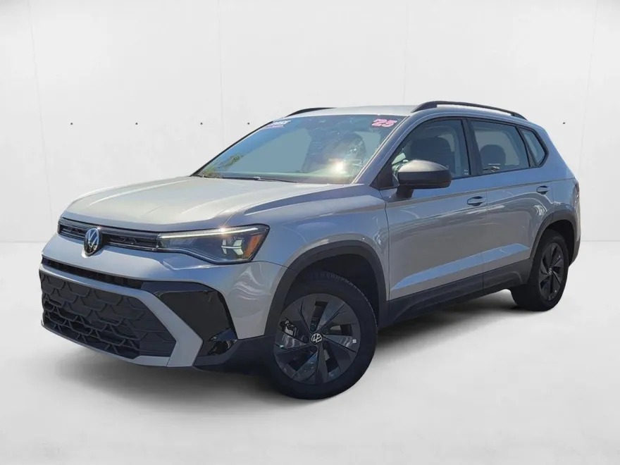 2025 Volkswagen Taos S photo 1