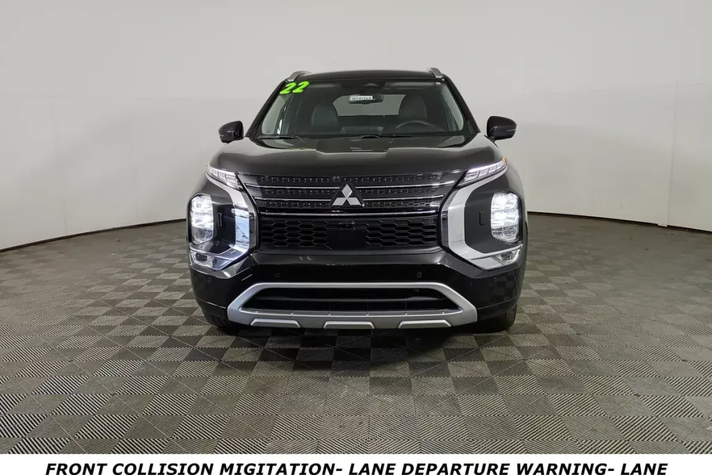 2022 Mitsubishi Outlander SEL S-AWC photo 1