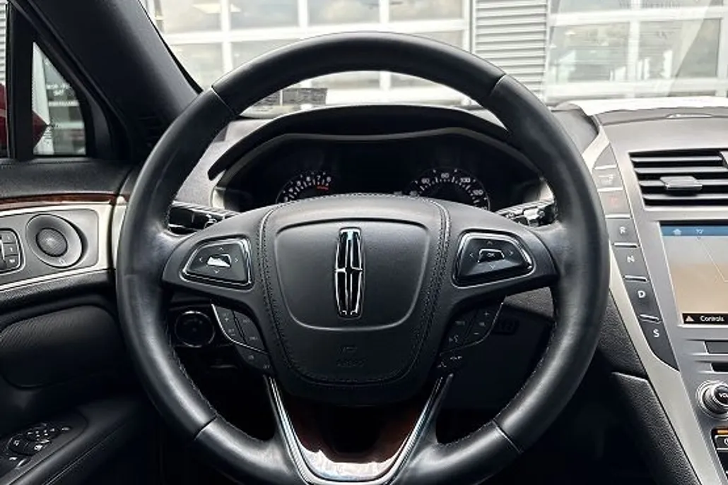 2018 Lincoln MKZ Reserve photo 1