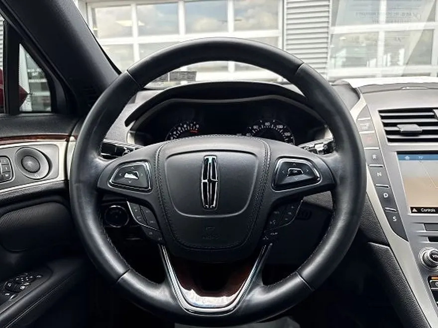 2018 Lincoln MKZ Reserve photo 1