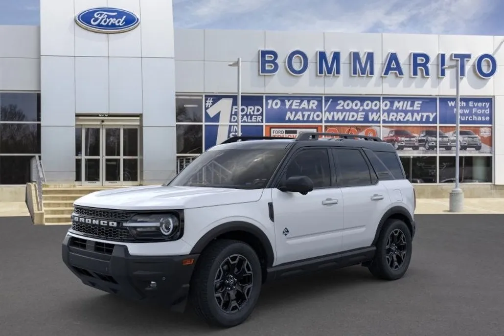 2025 Ford Bronco Sport Outer Banks photo 1