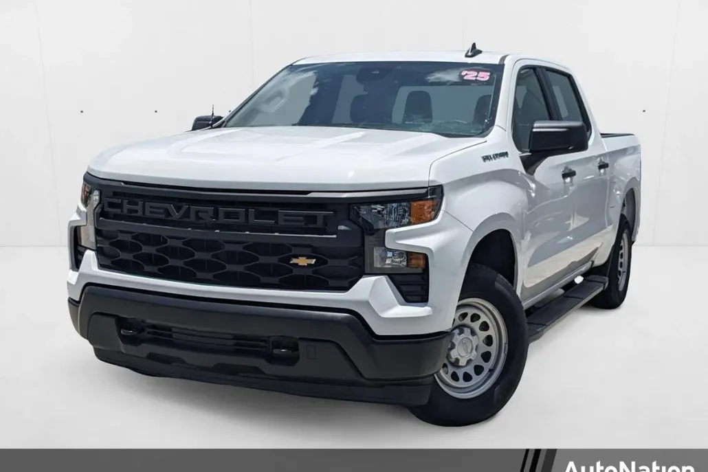 2025 Chevrolet Silverado 1500 photo 1
