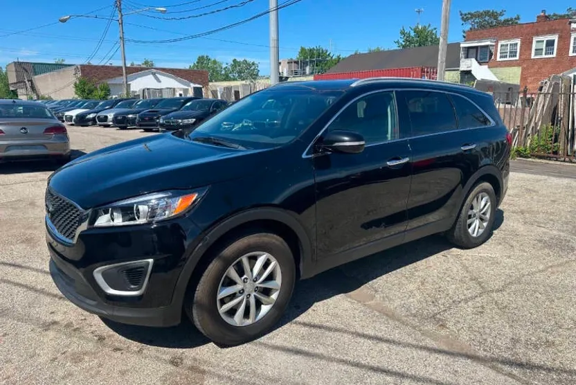 2018 Kia Sorento LX photo 1