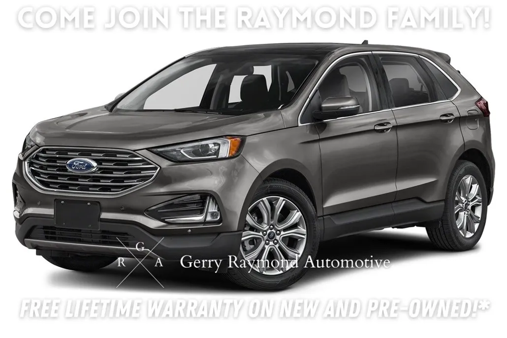 2022 Ford Edge Titanium photo 1