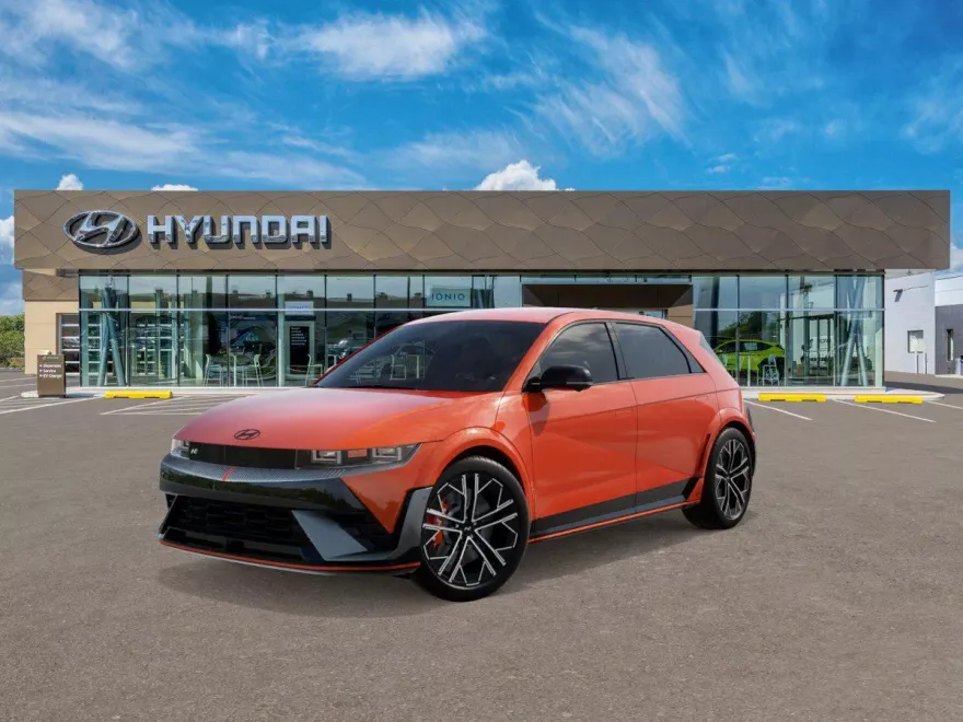 2025 Hyundai Ioniq photo 1