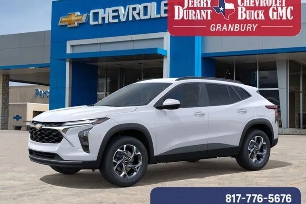 2026 Chevrolet Trax LT photo 1