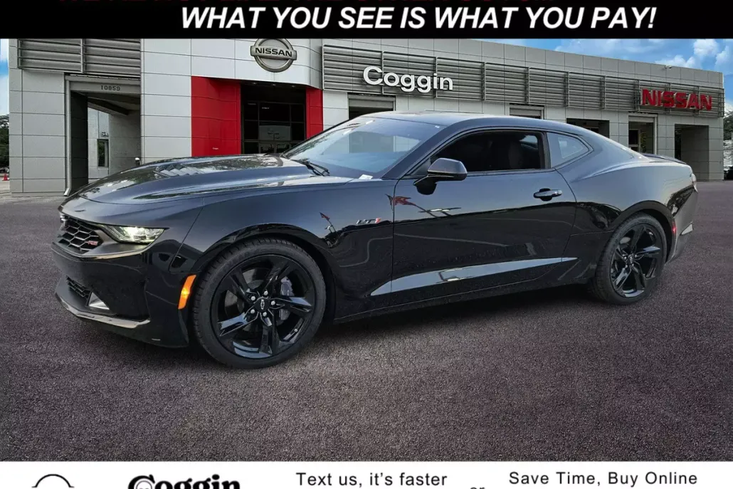 2022 Chevrolet Camaro LT1 photo 1