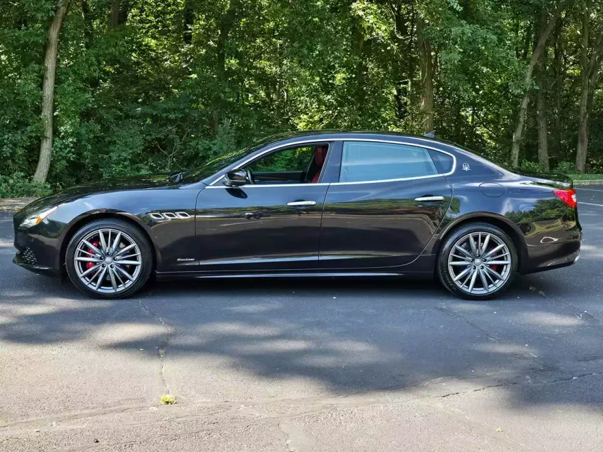 2020 Maserati Quattroporte Q4 GranLusso photo 1
