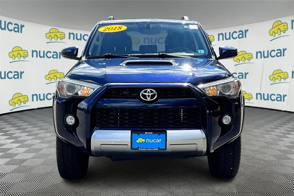 2018 Toyota 4Runner TRD Off-Road photo 1