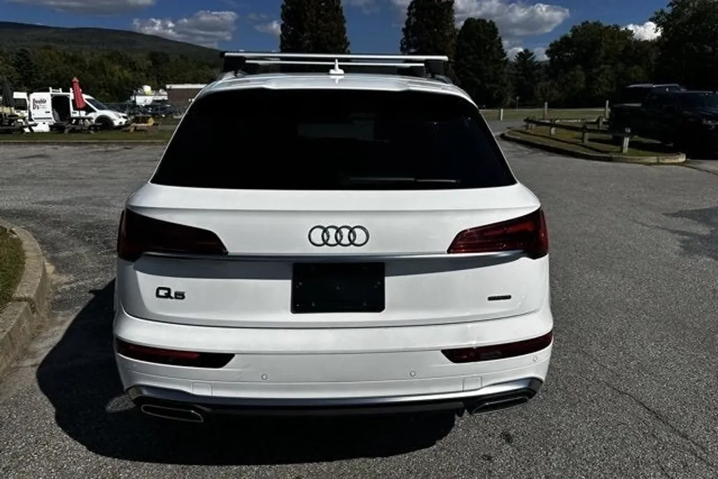 2023 Audi Q5 S line Premium Plus photo 1