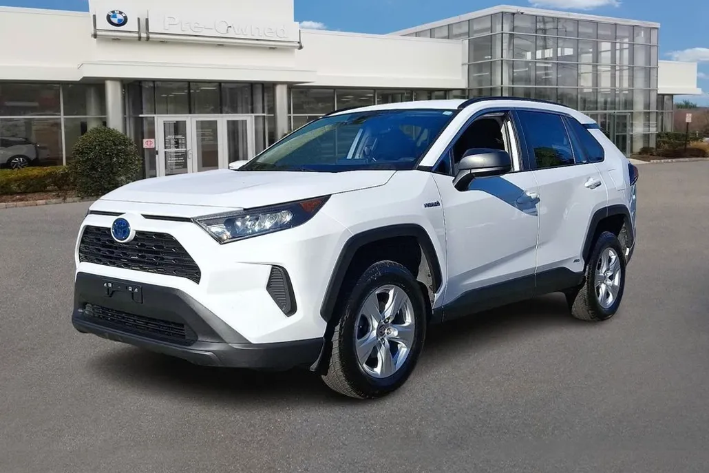 2021 Toyota RAV4 Hybrid LE photo 1