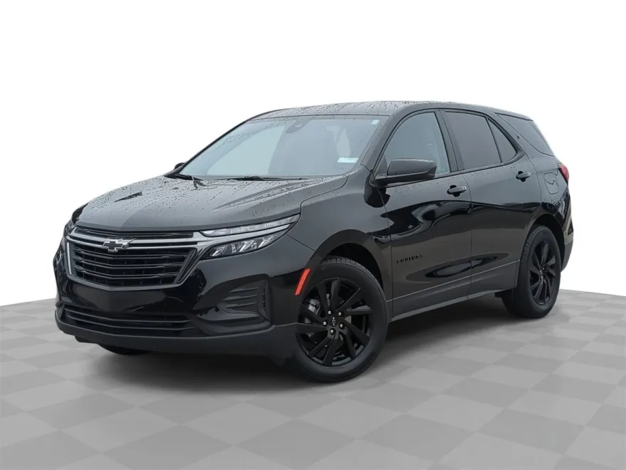 2024 Chevrolet Equinox LS photo 1